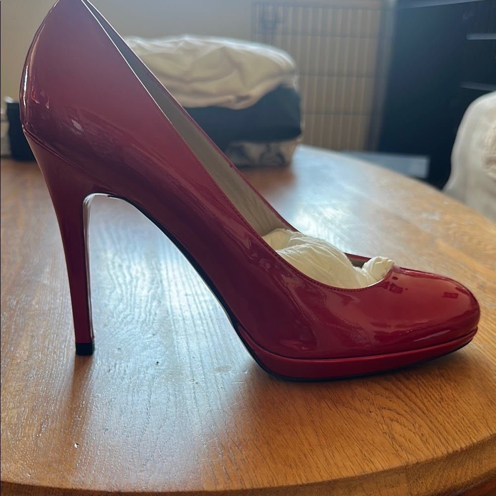 Stuart Weitzman Elegant Red High Heel Pumps